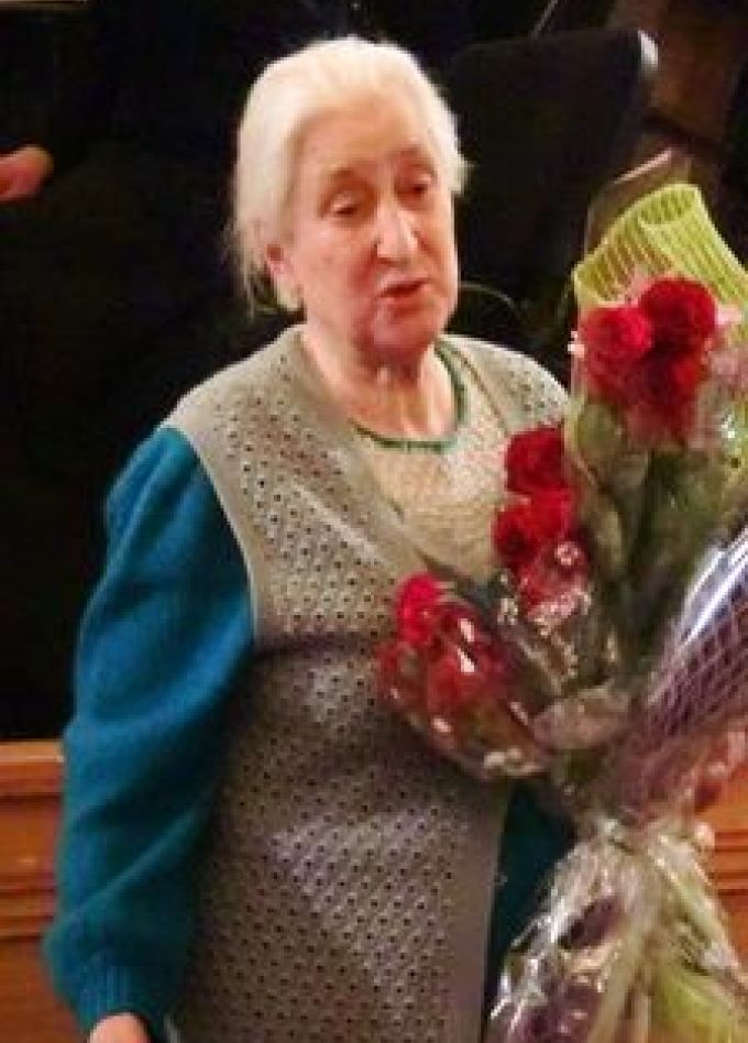 Елена Гохман