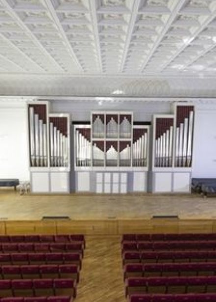 Новогодний бал в королевстве Шарля Перро