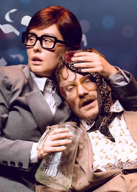 Служебный роман